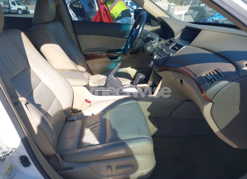 Photo 5 of 2009 Honda Accord 3.5 EX-L (VIN 1HGCP36819A043505)