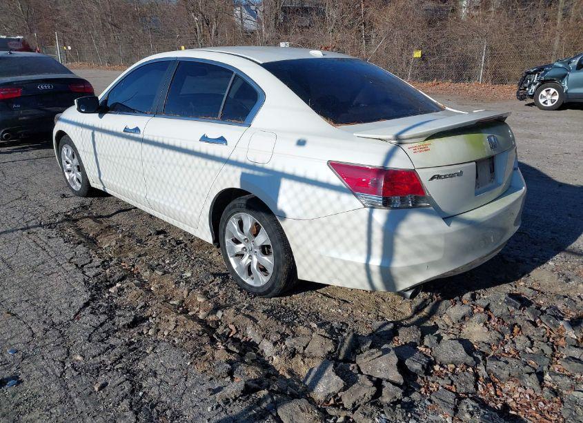 Photo 3 of 2009 Honda Accord 3.5 EX-L (VIN 1HGCP36819A045626)