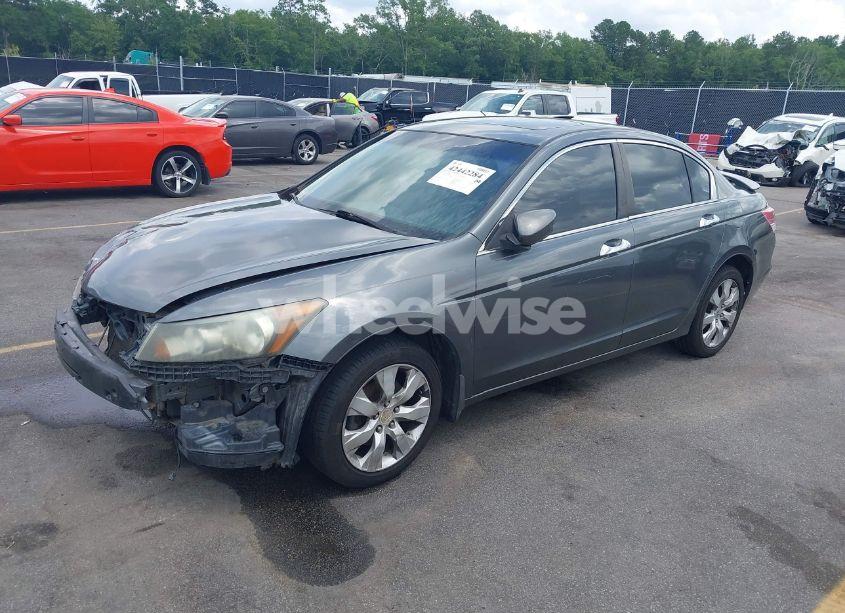 Photo 2 of 2009 Honda Accord 3.5 EX-L (VIN 1HGCP36829A008732)