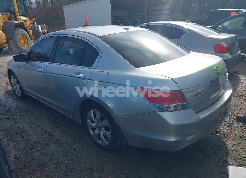 Photo 3 of 2009 Honda Accord 3.5 EX-L (VIN 1HGCP36829A009492)