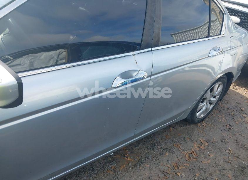 Photo 6 of 2009 Honda Accord 3.5 EX-L (VIN 1HGCP36829A009492)