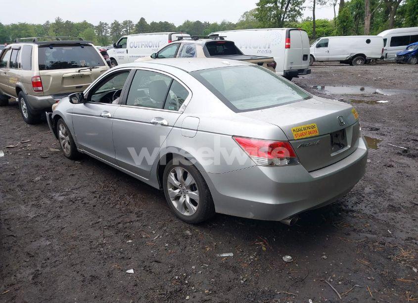 Photo 3 of 2009 Honda Accord 3.5 EX-L (VIN 1HGCP36829A035204)