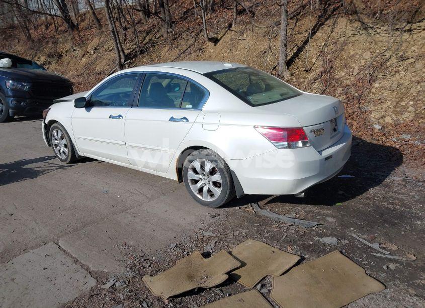 Photo 3 of 2009 Honda Accord 3.5 EX-L (VIN 1HGCP36829A036725)