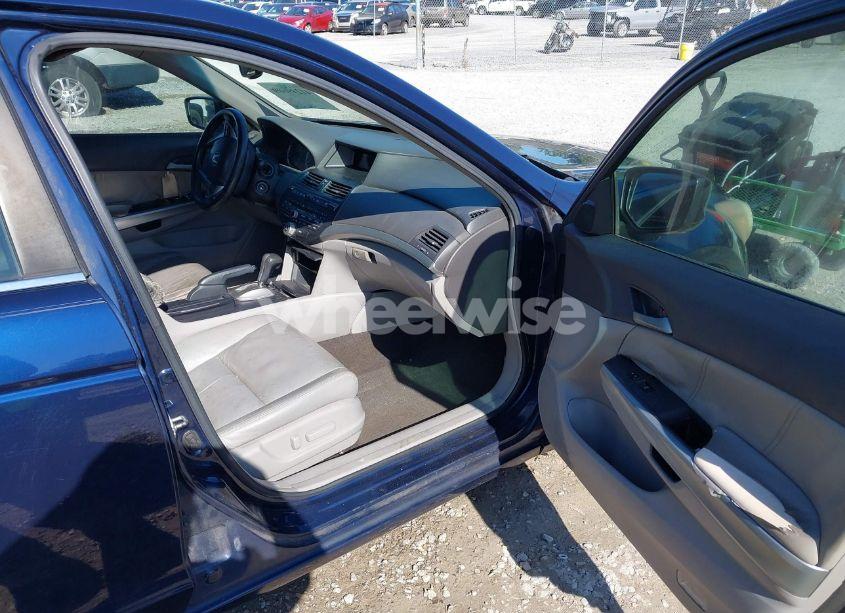 Photo 5 of 2008 Honda Accord 3.5 EX-L (VIN 1HGCP36838A016210)
