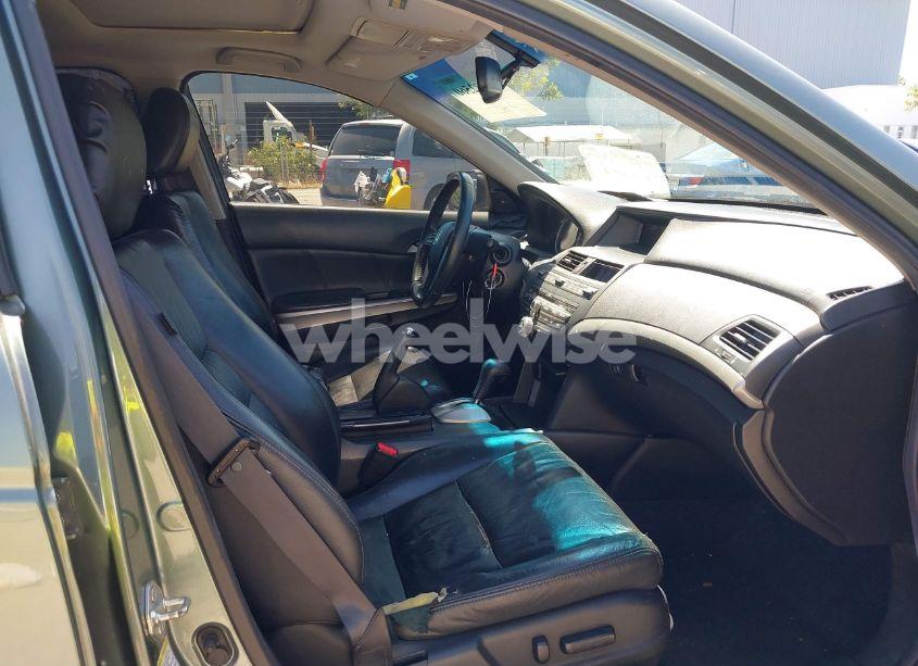 Photo 5 of 2008 Honda Accord 3.5 EX-L (VIN 1HGCP36838A047716)