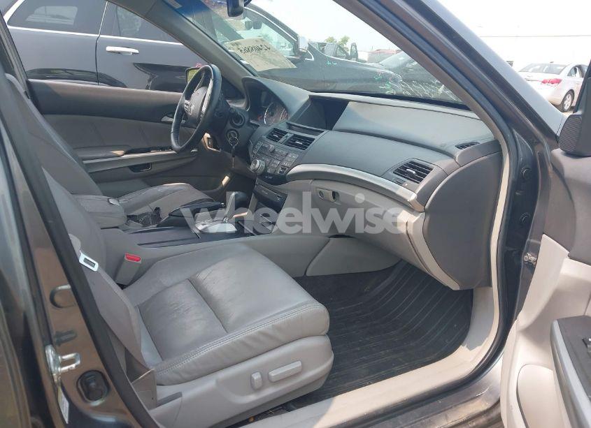 Photo 5 of 2008 Honda Accord 3.5 EX-L (VIN 1HGCP36838A080361)