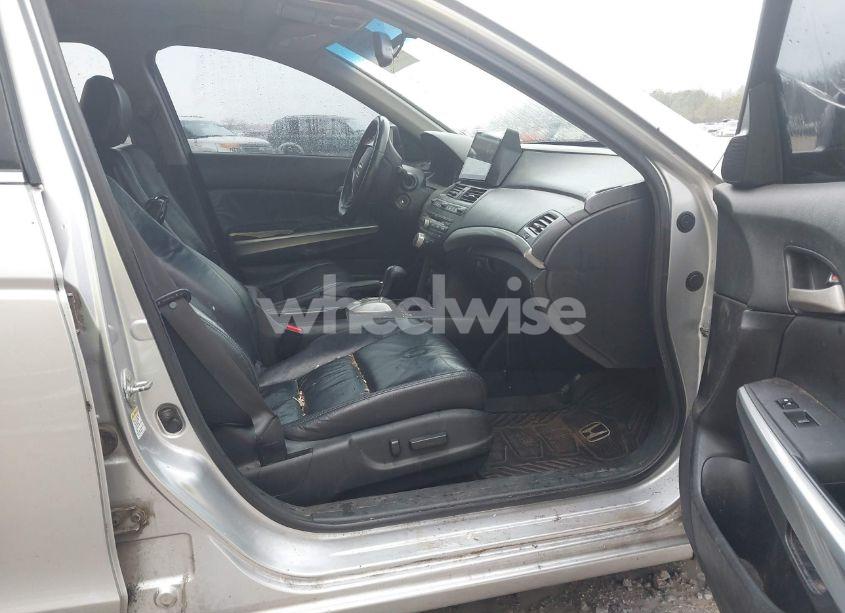 Photo 5 of 2008 Honda Accord 3.5 EX-L (VIN 1HGCP36838A087701)