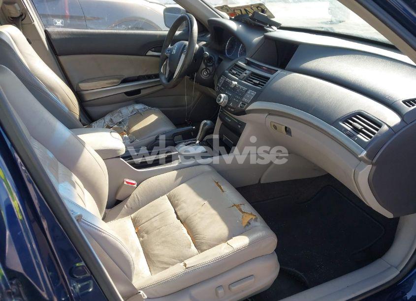 Photo 5 of 2008 Honda Accord 3.5 EX-L (VIN 1HGCP36848A024588)