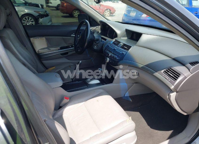 Photo 5 of 2009 Honda Accord 3.5 EX-L (VIN 1HGCP36849A001541)