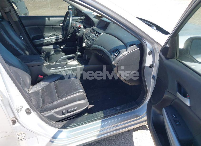 Photo 5 of 2009 Honda Accord 3.5 EX-L (VIN 1HGCP36849A009901)