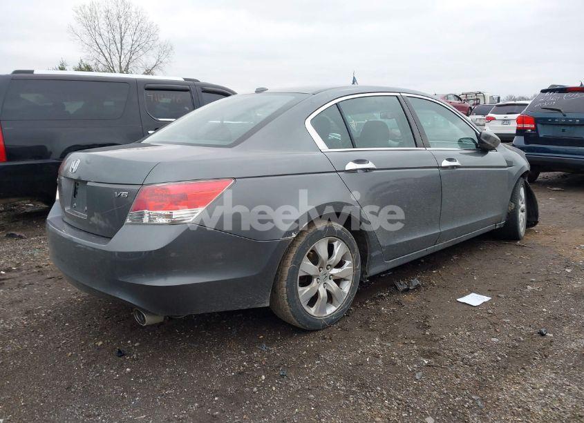 Photo 4 of 2009 Honda Accord 3.5 EX-L (VIN 1HGCP36849A046026)