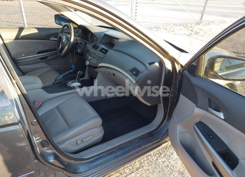 Photo 5 of 2009 Honda Accord 3.5 EX-L (VIN 1HGCP36849A048746)