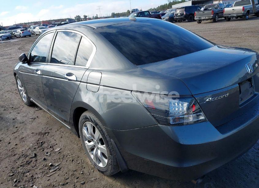 Photo 3 of 2008 Honda Accord 3.5 EX-L (VIN 1HGCP36858A000719)