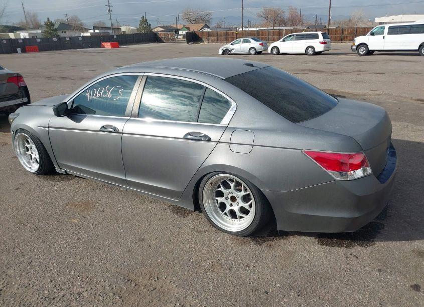 Photo 3 of 2008 Honda Accord 3.5 EX-L (VIN 1HGCP36858A010070)