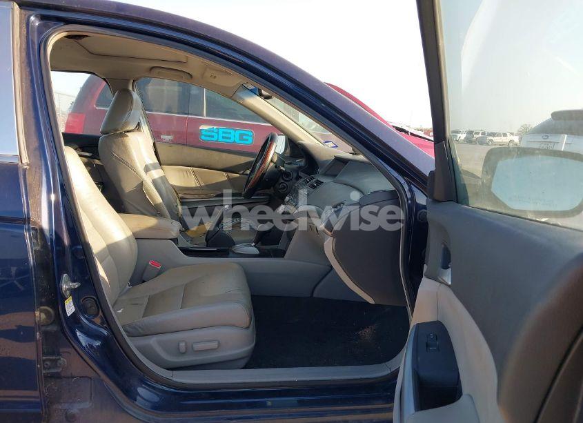 Photo 5 of 2008 Honda Accord 3.5 EX-L (VIN 1HGCP36858A073167)