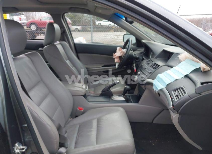 Photo 5 of 2009 Honda Accord 3.5 EX-L (VIN 1HGCP36859A046732)