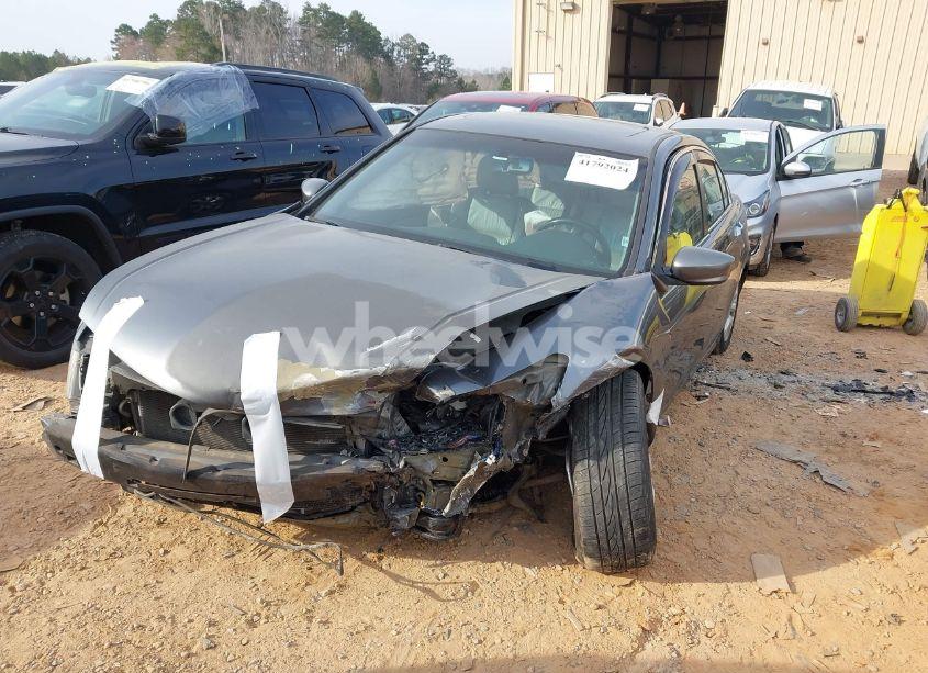 Photo 2 of 2009 Honda Accord 3.5 EX-L (VIN 1HGCP36859A047184)