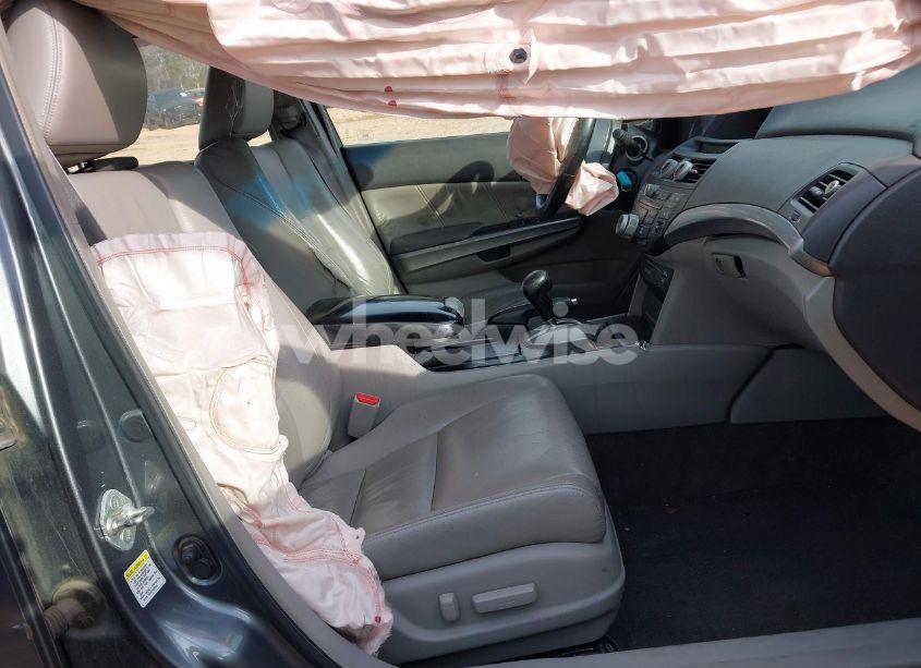 Photo 5 of 2009 Honda Accord 3.5 EX-L (VIN 1HGCP36859A047184)