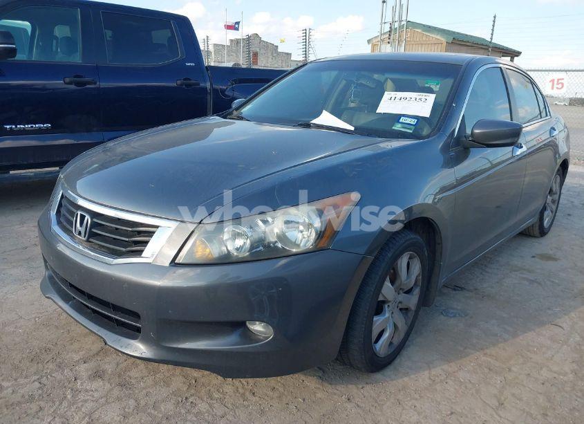 Photo 2 of 2009 Honda Accord 3.5 EX-L (VIN 1HGCP36859A049260)