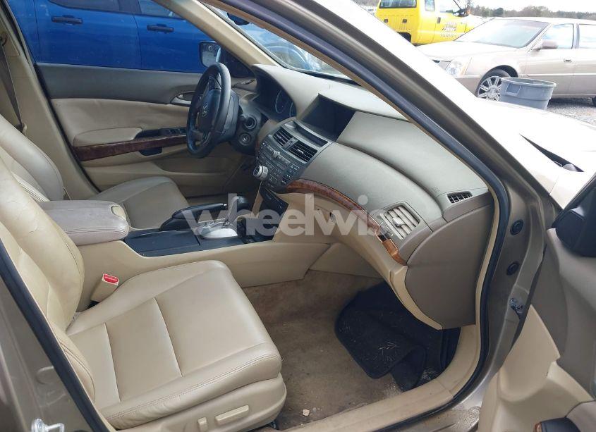 Photo 5 of 2008 Honda Accord 3.5 EX-L (VIN 1HGCP36868A005038)