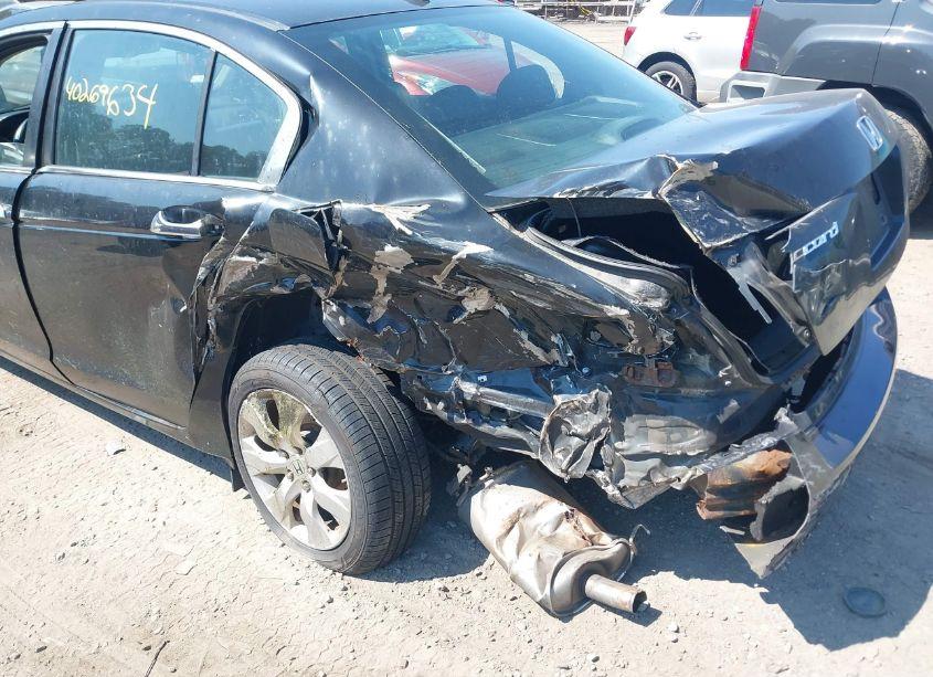 Photo 6 of 2009 Honda Accord 3.5 EX-L (VIN 1HGCP36869A005977)