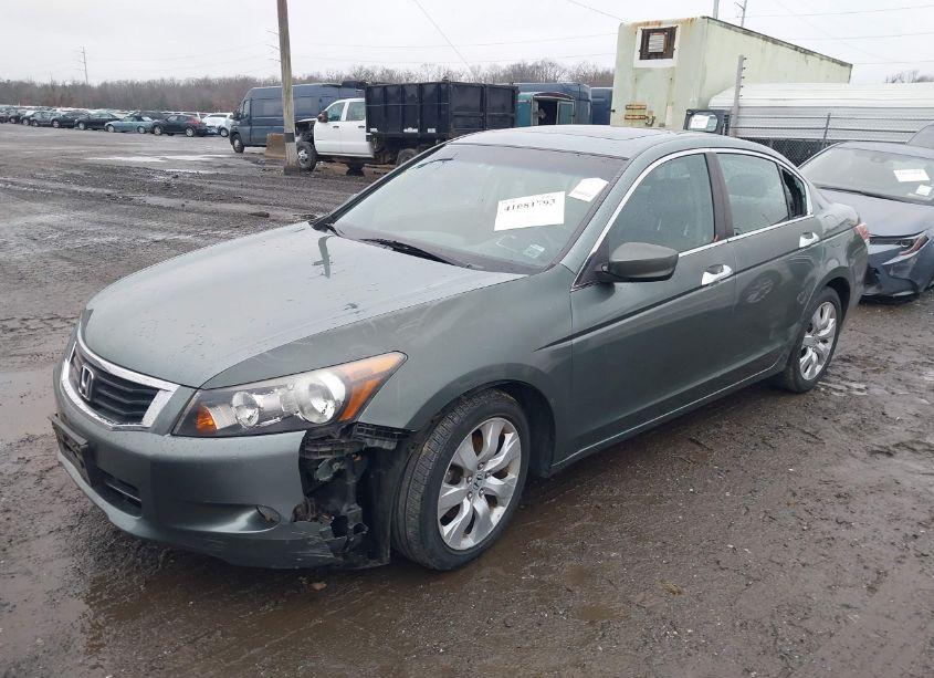 Photo 2 of 2009 Honda Accord 3.5 EX-L (VIN 1HGCP36869A011360)