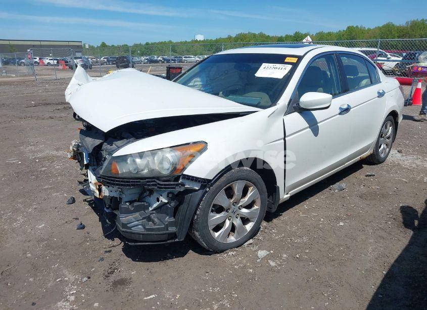 Photo 2 of 2009 Honda Accord 3.5 EX-L (VIN 1HGCP36869A012945)