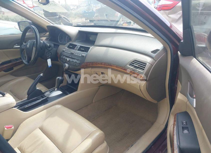 Photo 5 of 2008 Honda Accord 3.5 EX-L (VIN 1HGCP36878A077138)