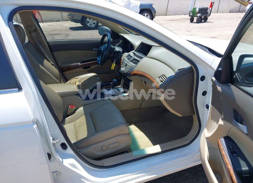 Photo 5 of 2008 Honda Accord 3.5 EX-L (VIN 1HGCP36878A083554)