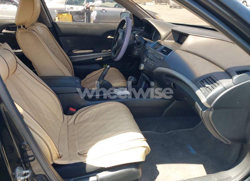 Photo 5 of 2009 Honda Accord 3.5 EX-L (VIN 1HGCP36879A041452)