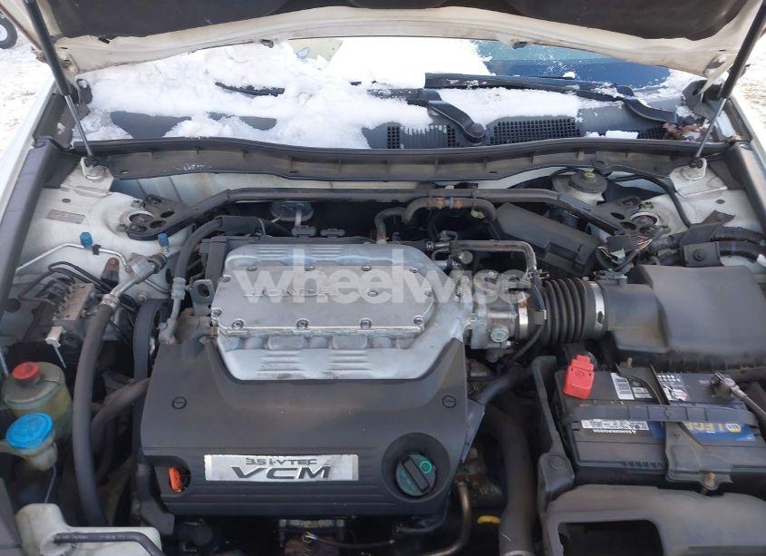 Photo 10 of 2009 Honda Accord 3.5 EX-L (VIN 1HGCP36879A042410)
