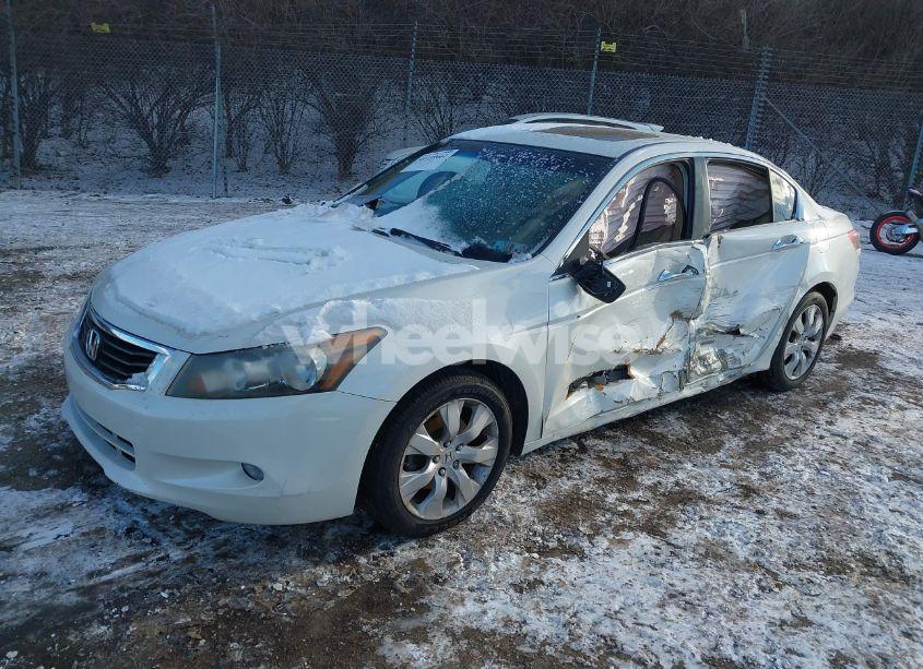 Photo 2 of 2009 Honda Accord 3.5 EX-L (VIN 1HGCP36879A042410)