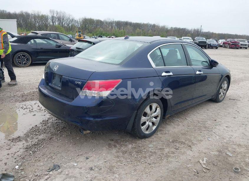 Photo 4 of 2008 Honda Accord 3.5 EX-L (VIN 1HGCP36888A041992)