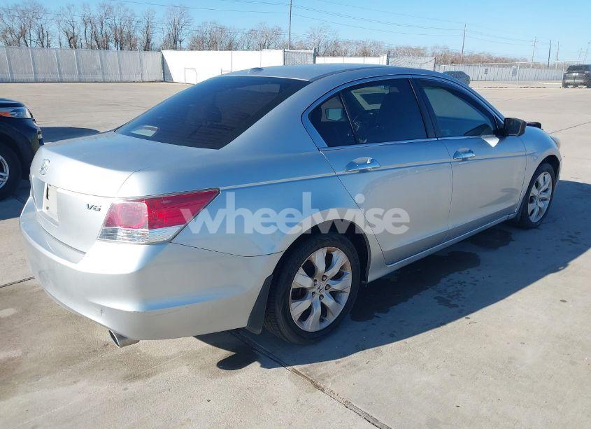 Photo 4 of 2008 Honda Accord 3.5 EX-L (VIN 1HGCP36888A072871)