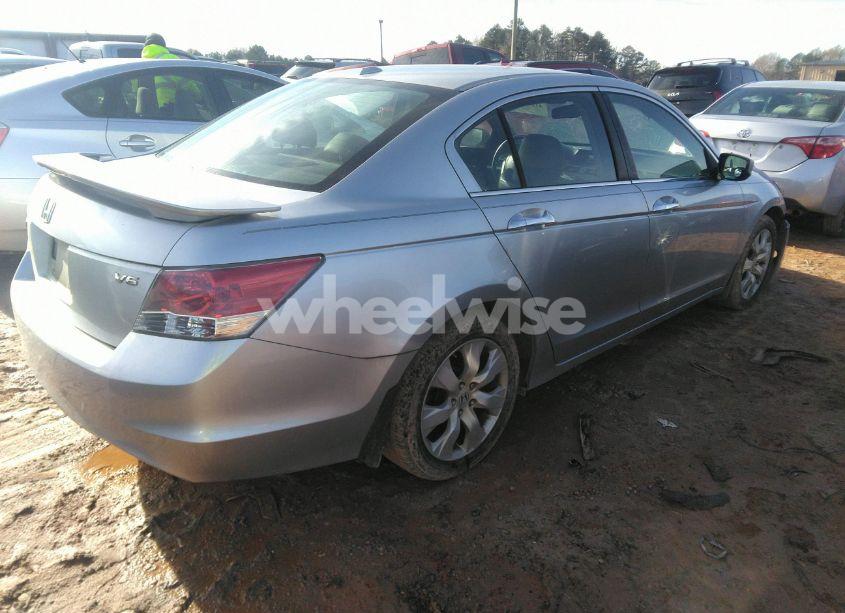 Photo 4 of 2009 Honda Accord 3.5 EX-L (VIN 1HGCP36889A001428)