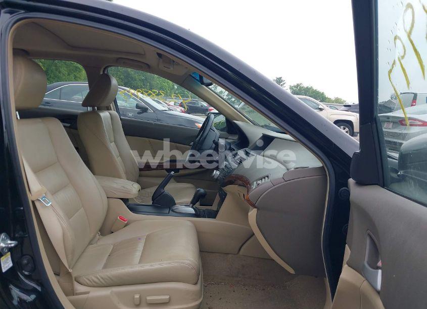 Photo 5 of 2009 Honda Accord 3.5 EX-L (VIN 1HGCP36889A003728)