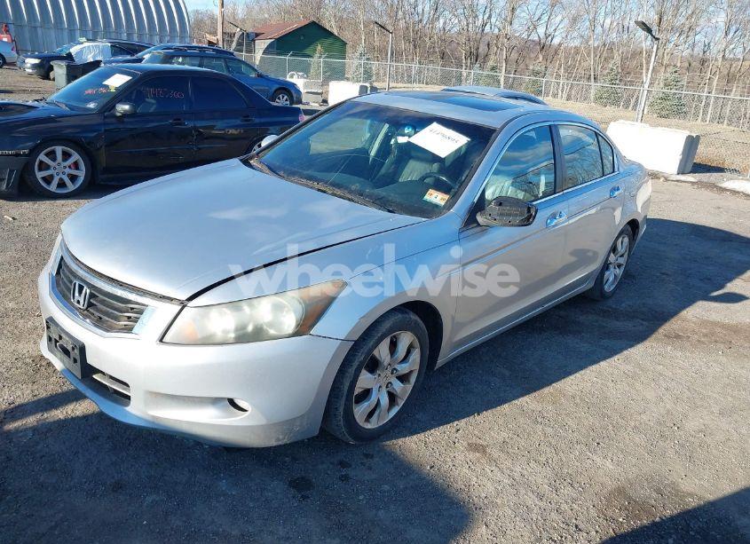 Photo 2 of 2009 Honda Accord 3.5 EX-L (VIN 1HGCP36889A013966)