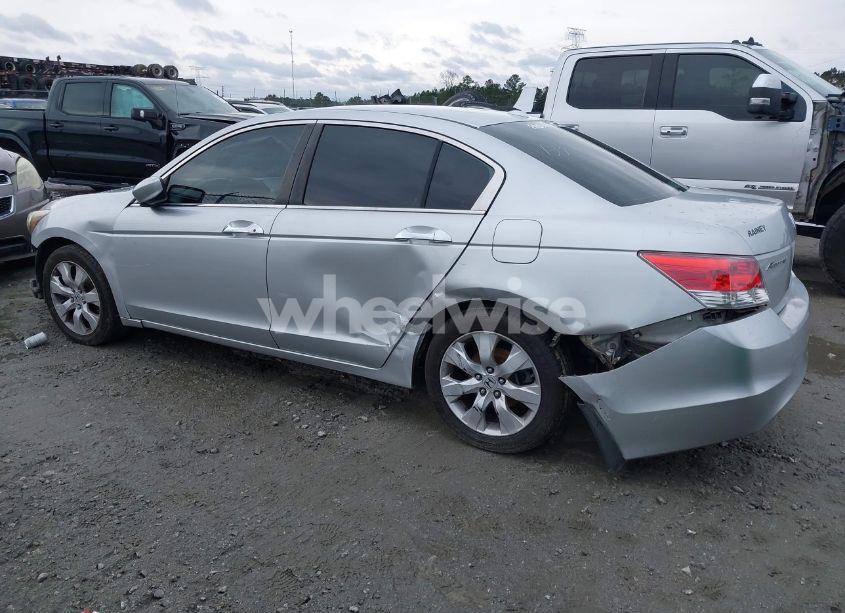 Photo 15 of 2009 Honda Accord SDN (VIN 1HGCP36889A030136)