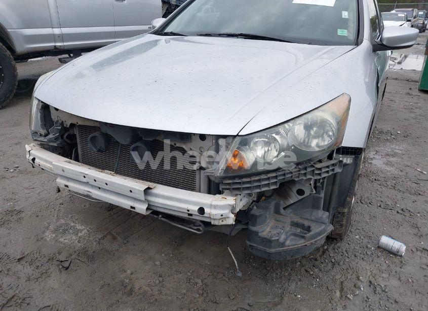 Photo 6 of 2009 Honda Accord SDN (VIN 1HGCP36889A030136)