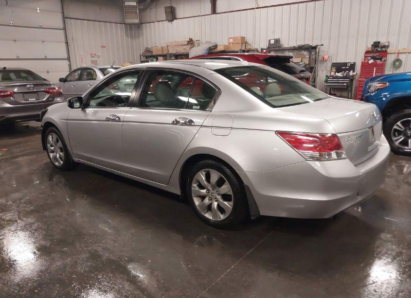 Photo 3 of 2009 Honda Accord 3.5 EX-L (VIN 1HGCP36889A044022)