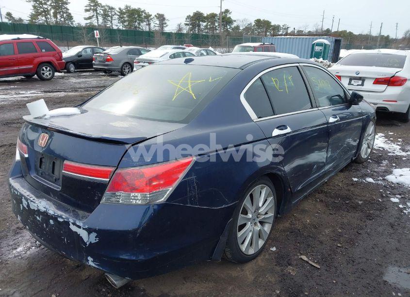 Photo 4 of 2009 Honda Accord 3.5 EX-L (VIN 1HGCP36889A050189)