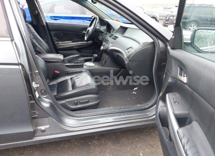 Photo 5 of 2008 Honda Accord 3.5 EX-L (VIN 1HGCP36898A014235)