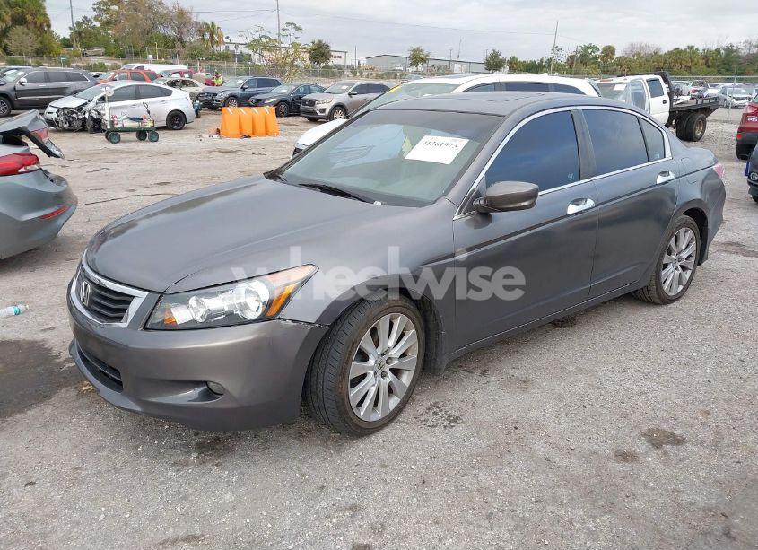 Photo 2 of 2008 Honda Accord 3.5 EX-L (VIN 1HGCP36898A026370)