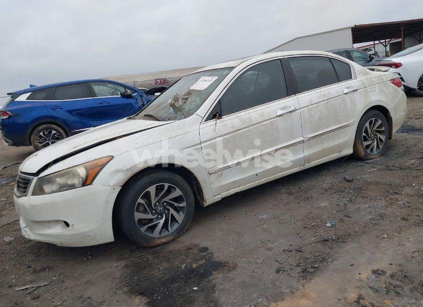 Photo 2 of 2008 Honda Accord 3.5 EX-L (VIN 1HGCP36898A066061)