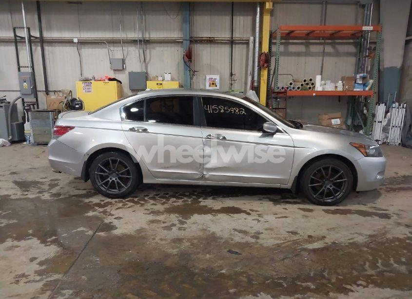 Photo 13 of 2009 Honda Accord 3.5 EX-L (VIN 1HGCP36899A027858)