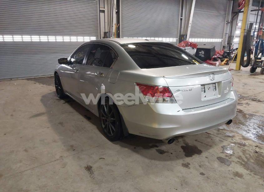 Photo 3 of 2009 Honda Accord 3.5 EX-L (VIN 1HGCP36899A027858)