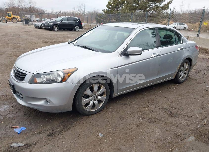 Photo 2 of 2009 Honda Accord 3.5 EX-L (VIN 1HGCP36899A028895)