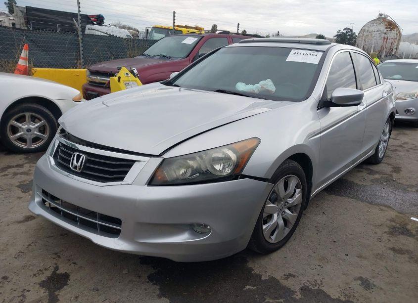 Photo 2 of 2008 Honda Accord 3.5 EX-L (VIN 1HGCP368X8A045672)