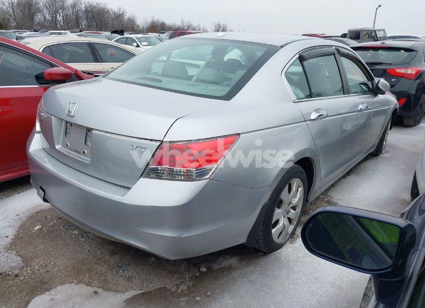 Photo 4 of 2009 Honda Accord 3.5 EX-L (VIN 1HGCP368X9A000202)