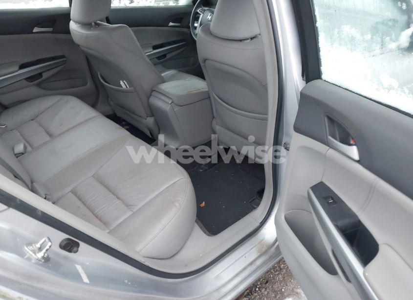 Photo 8 of 2009 Honda Accord 3.5 EX-L (VIN 1HGCP368X9A000202)